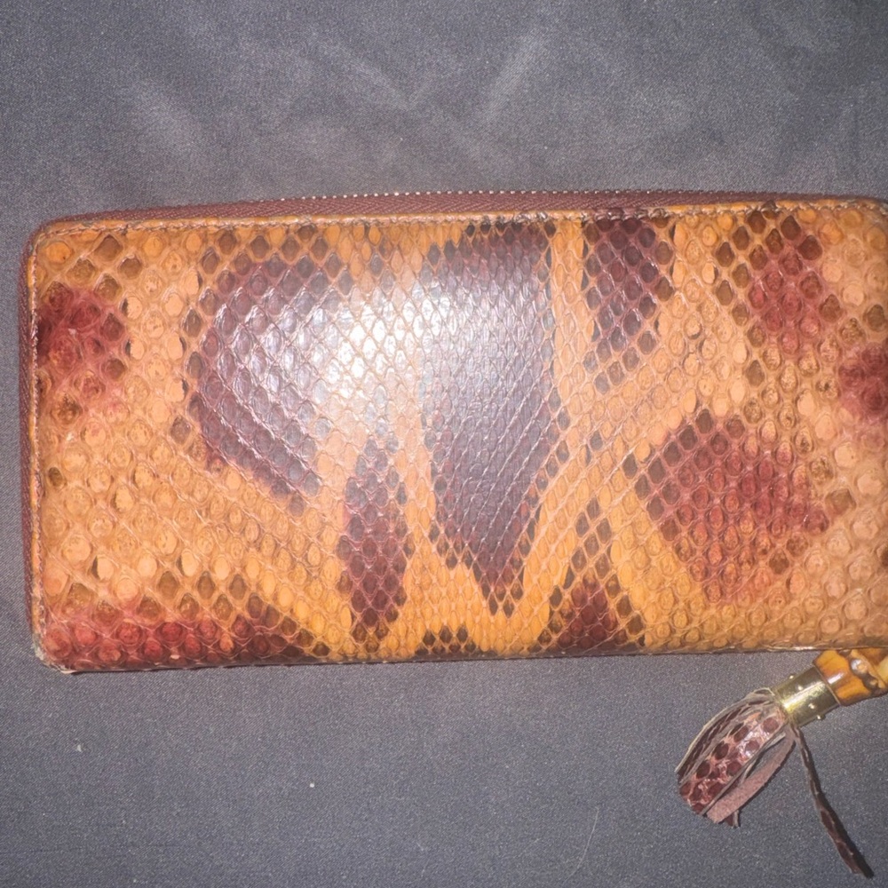 Gucci rare Python embossed Zip Wallet like new co… - image 3
